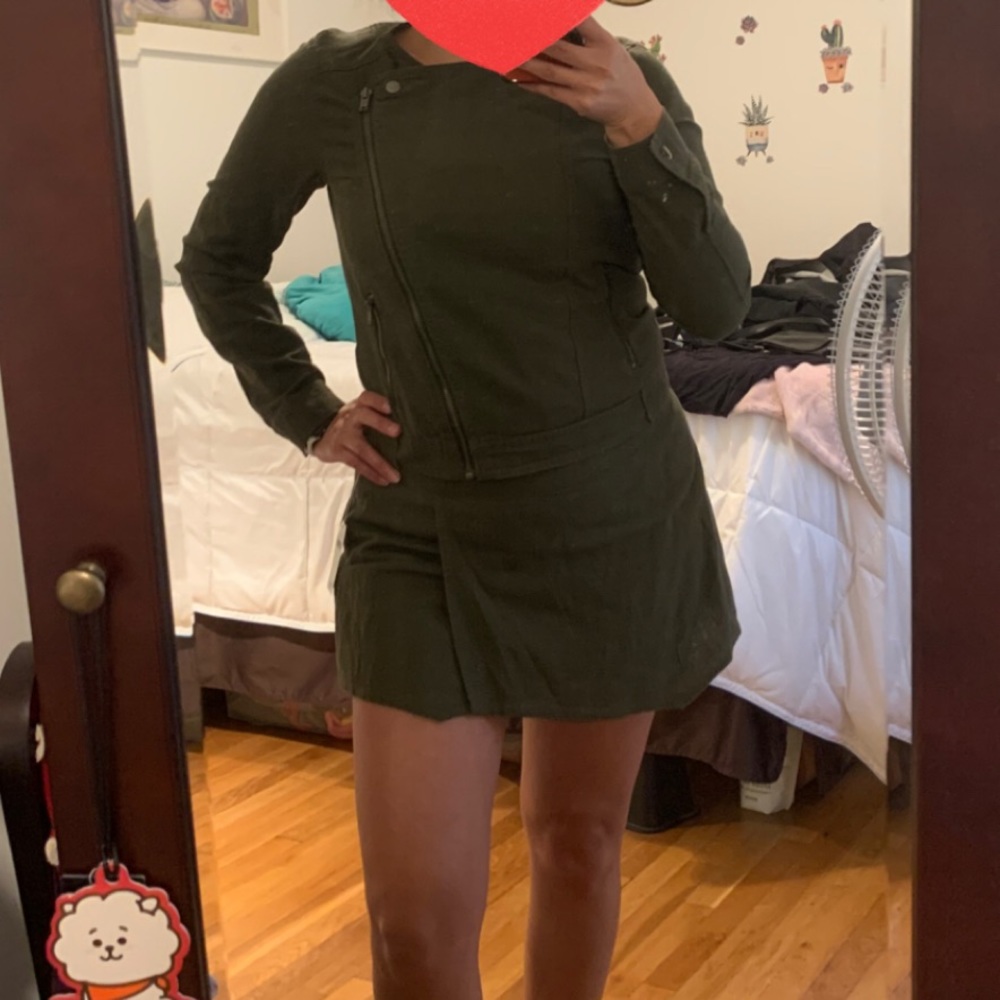 Gap jacket and skirt set